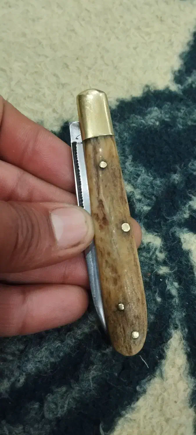 چاقو کهنه دسته شاخ|کلکسیون اشیاء عتیقه|همدان, |دیوار