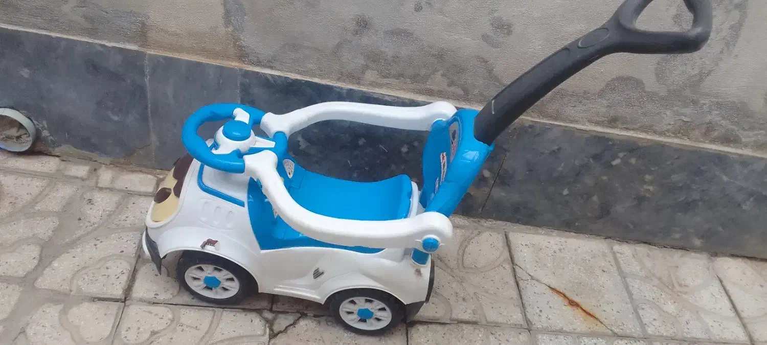 سه چرخ سالم|اسباببازی بچه|خوی, |دیوار