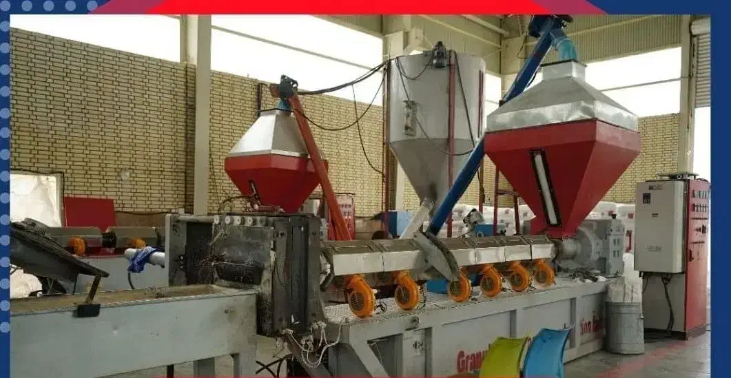 نیروی کار آقا برای کار در تولیدی|استخدام صنعتی، فنی، مهندسی|خمینیشهر, |دیوار