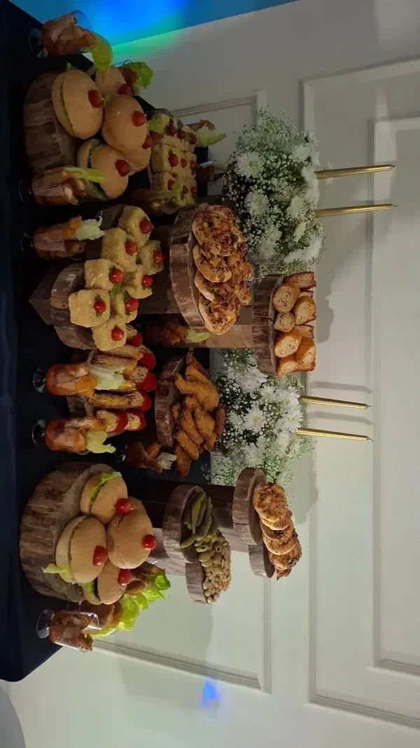 فینگر فود و غذای کیلویی|خدمات پذیرایی، مراسم|اصفهان, مفتح|دیوار