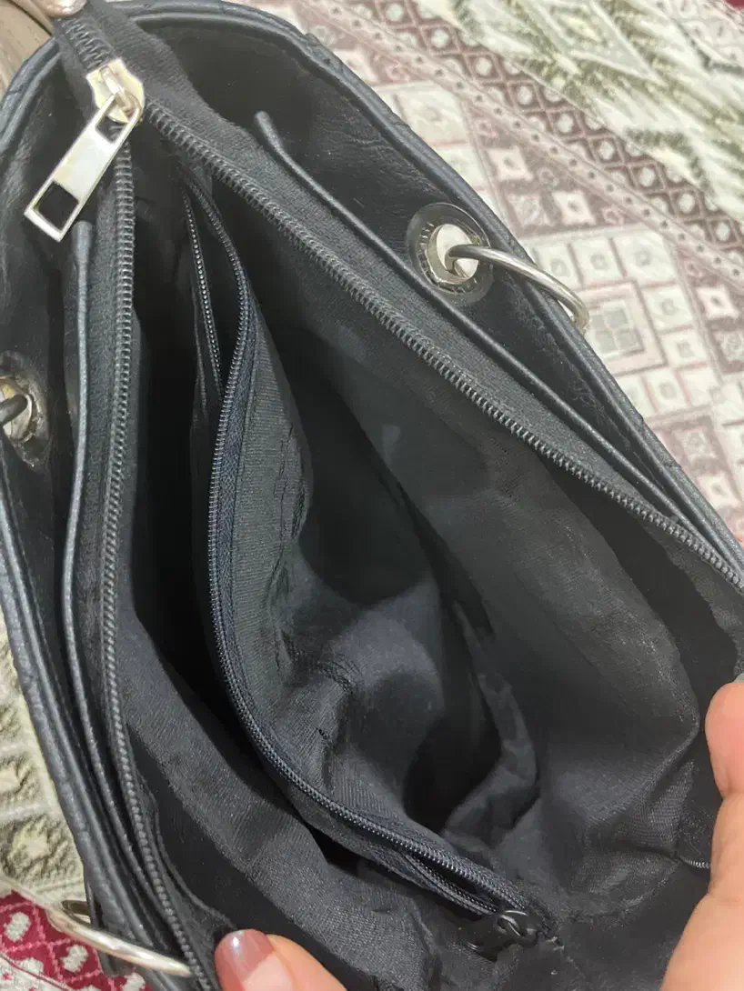 کیف|کیف، کفش، کمربند|اهواز, شریعتی جنوبی|دیوار