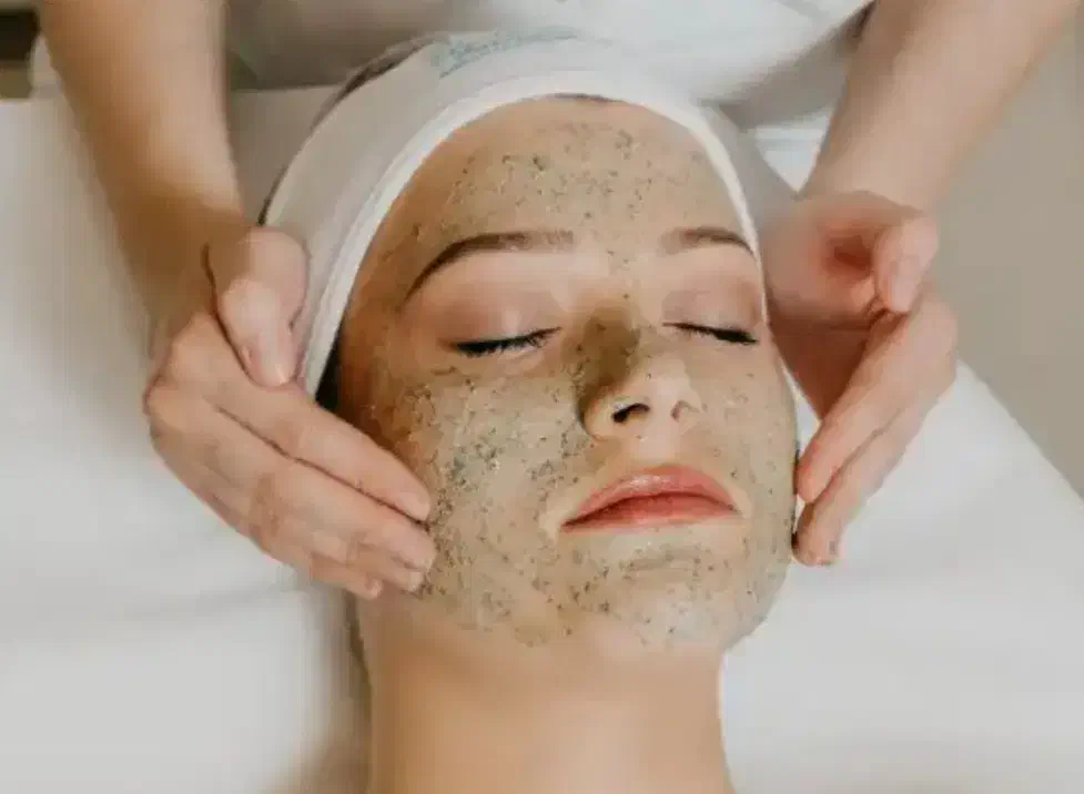 تخفیف ویژه پاکسازی پوست حرفه ای همراه با مشاوره|خدمات آرایشگری و زیبایی|قرچک, مهدیه|دیوار