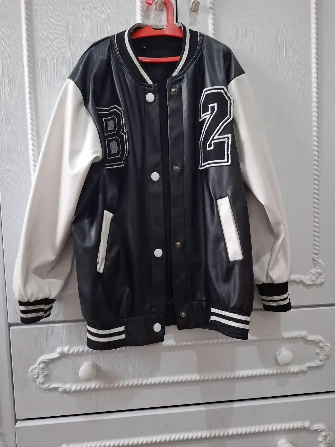 سویشرت بیس‌بیسبالی چرم سایز 3|لباس|مهاجران, |دیوار