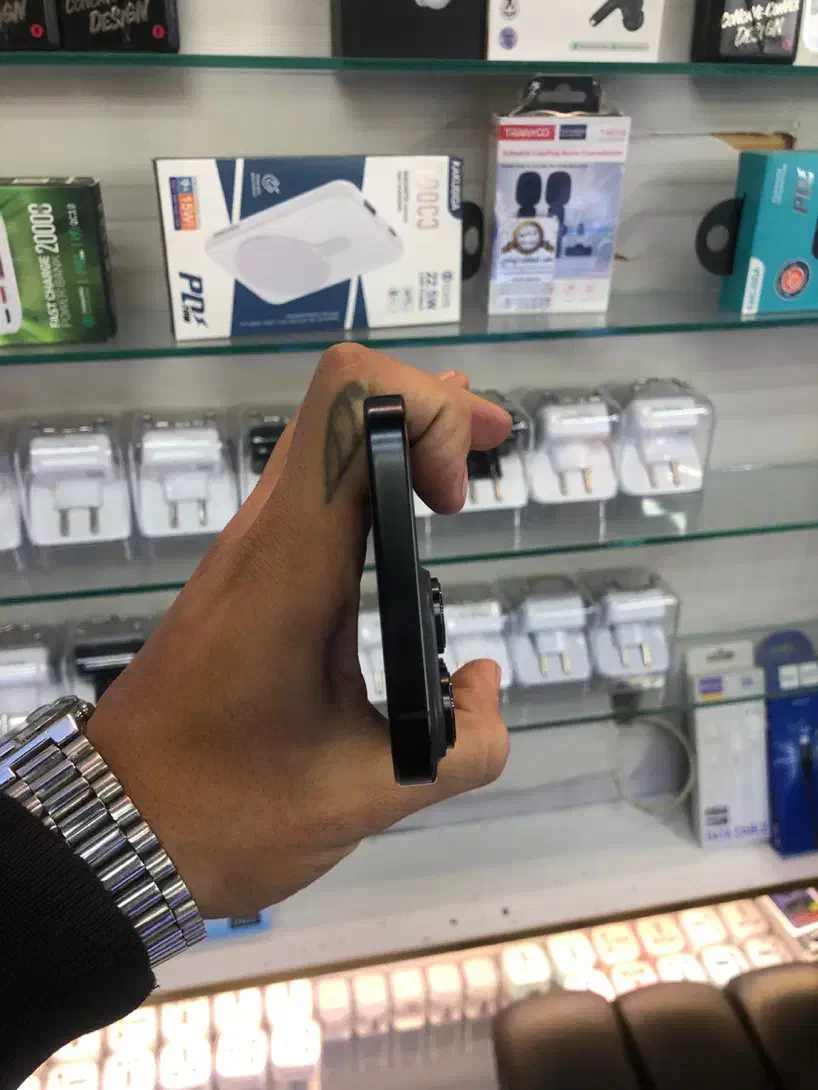 15 pro max به بهی|موبایل|اصفهان, خانه اصفهان|دیوار