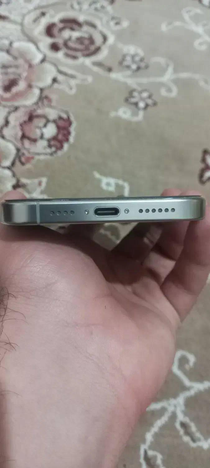 گوشی آیفون ۱۶ پرو|موبایل|شیراز, میانرود|دیوار