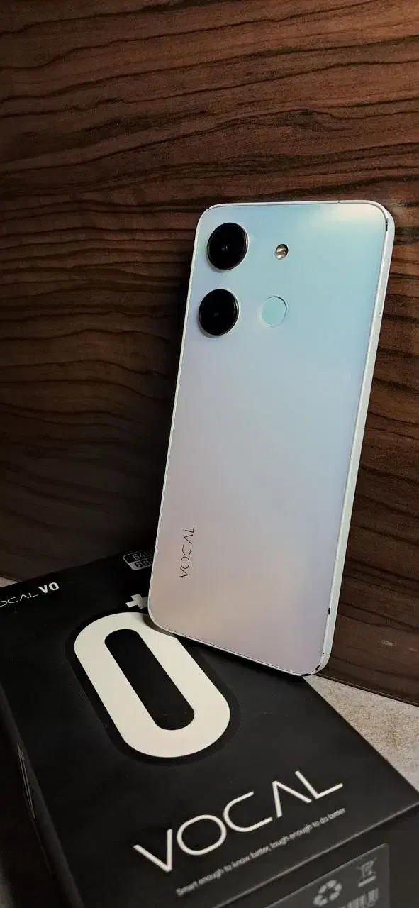 گوشی  +VOCAL 0|موبایل|پرند, فاز ۱|دیوار