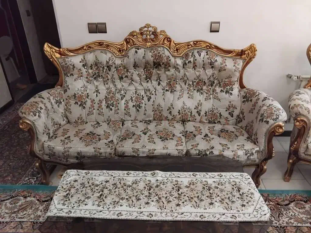 مبل کلاسیک کارکرده سالم،مبل فروشی تماس نگیره|مبلمان خانگی و میز عسلی|هشتگرد, شهرک گلها|دیوار