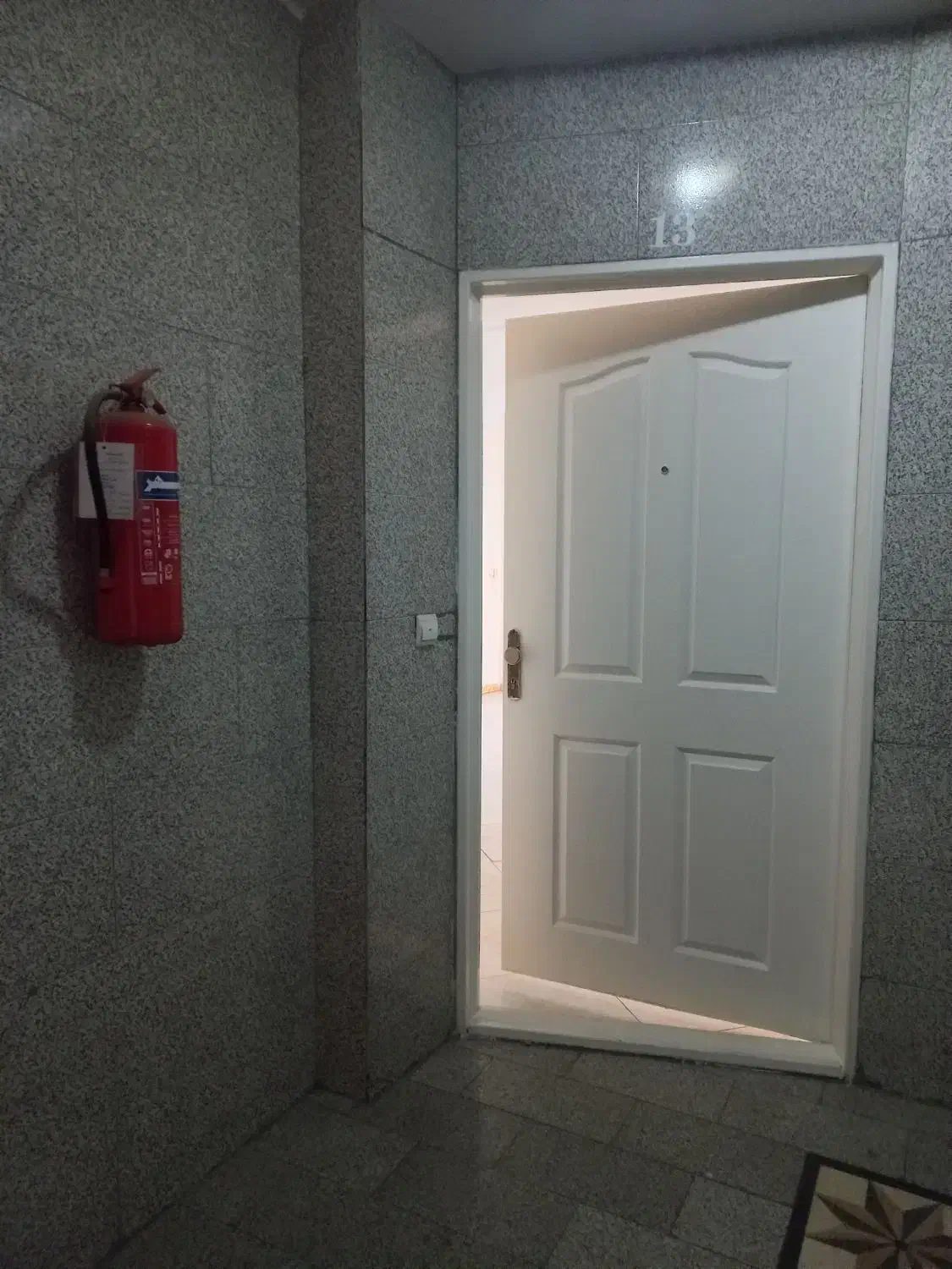 آپارتمان ۴۵ متری فول امکانات شیک و تمیز