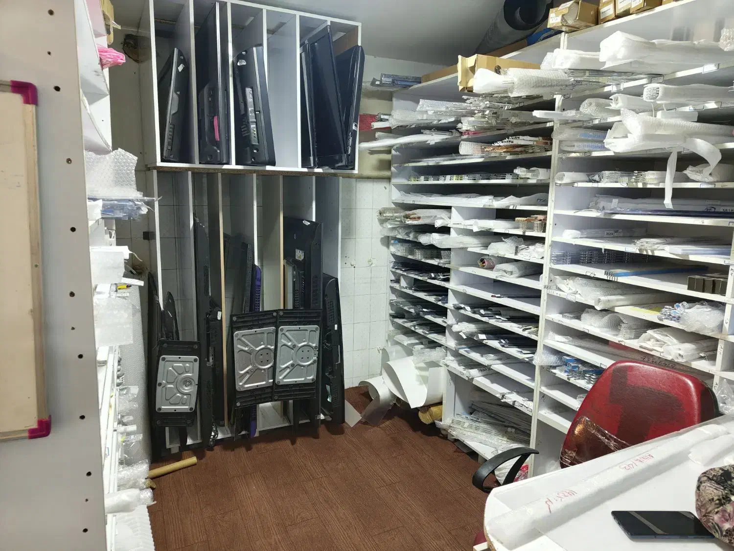 تعمیرات تلویزیون فیکس تی‌وی ،سریع، حرفه‌ای، تضمینی|خدمات پیشه و مهارت|رشت, خمیران زاهدان|دیوار