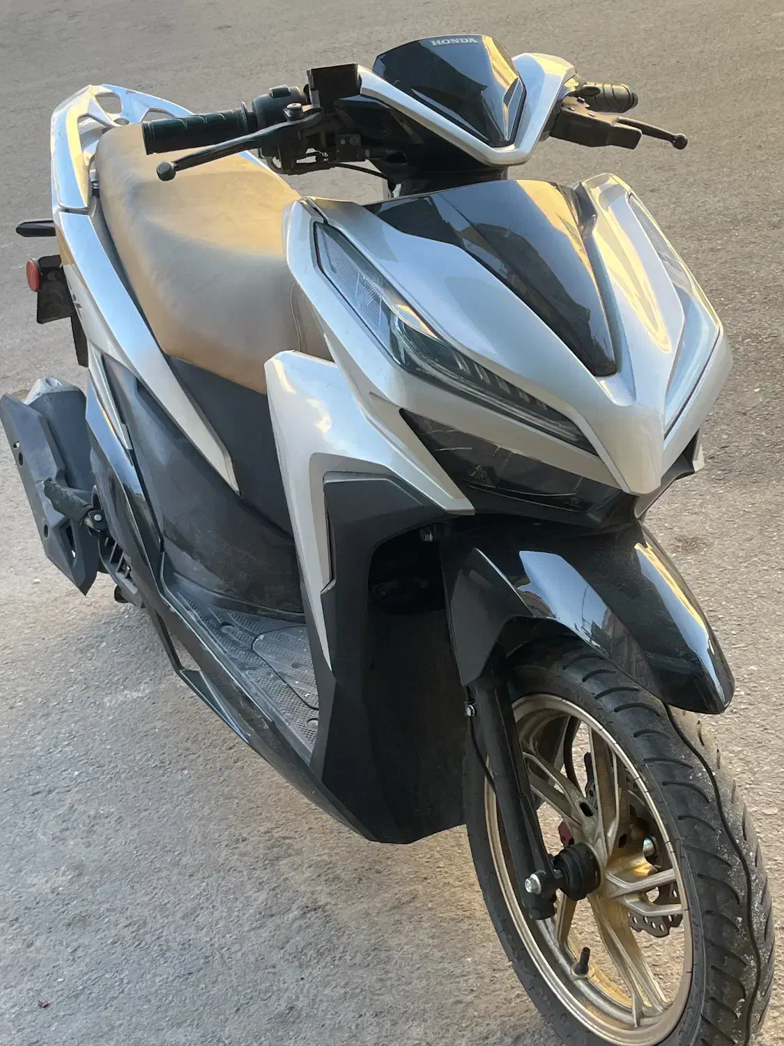 کلیک ۱۵۰|موتورسیکلت|یزد, |دیوار