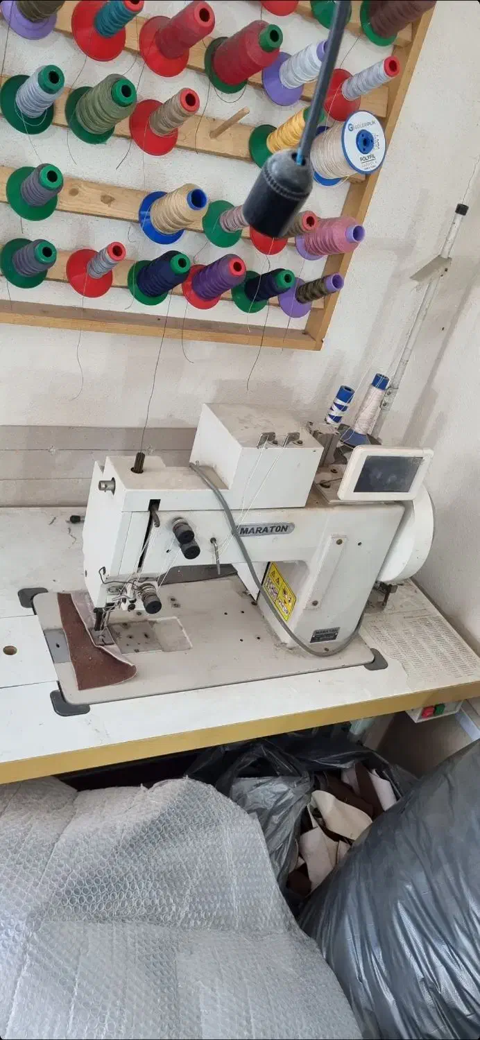 چرخ خیاطی نما زن مبل کیف چرم|چرخ خیاطی و ریسندگی|اسلام‌شهر, شهرک واوان|دیوار