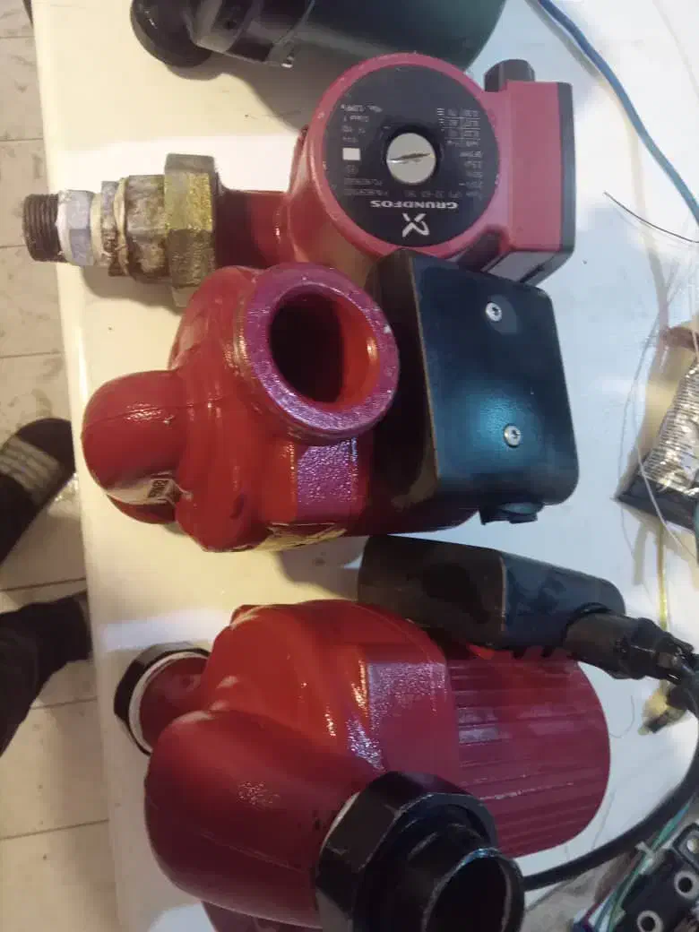 پمپ اب سیرکولاتور پکیچ و شوفاژ (گرندفوس)|آبگرمکن، پکیج، شوفاژ|تهران, سید خندان (جلفا)|دیوار