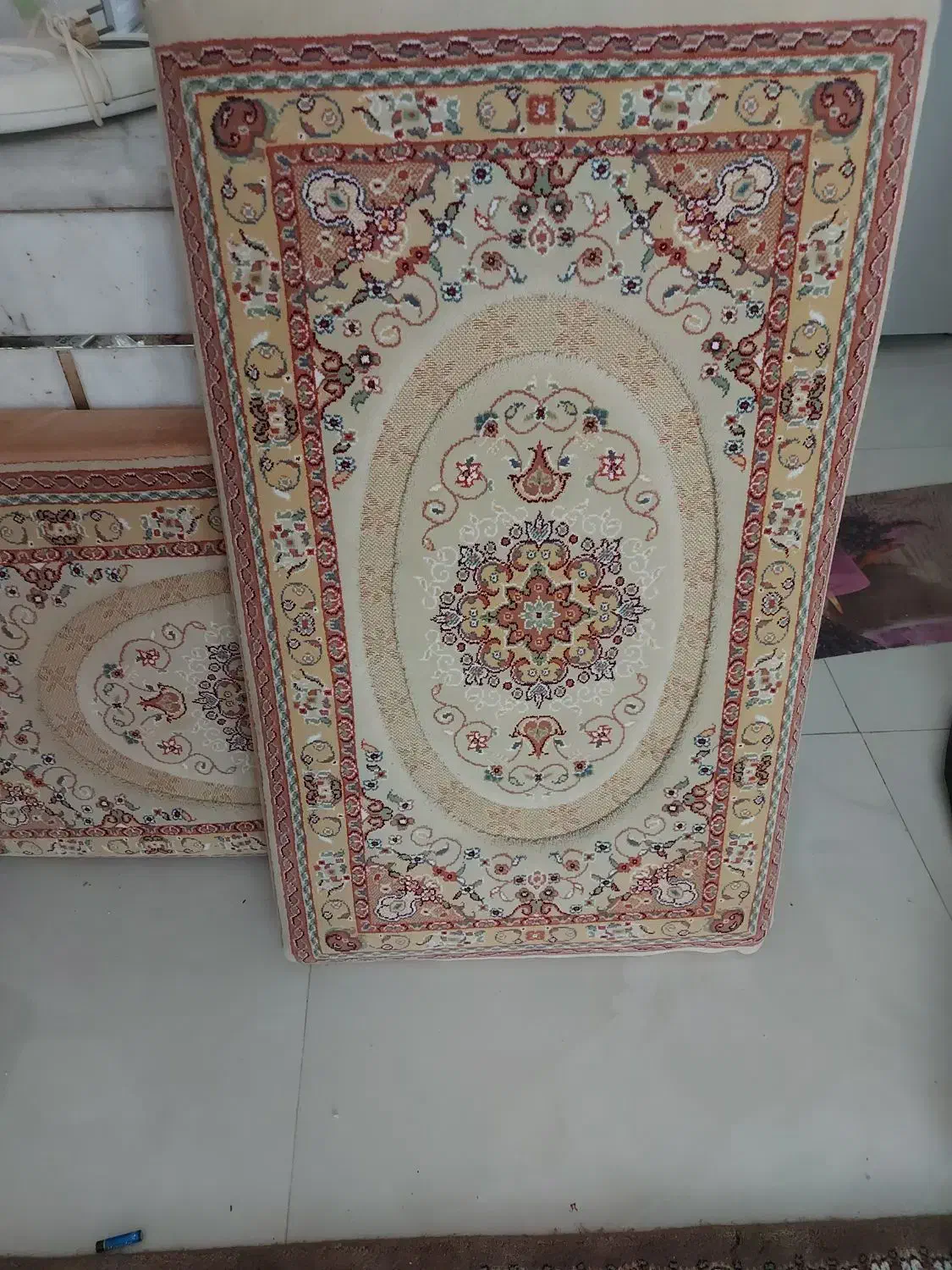 یه جفت مختع نو نو|فرش|اصفهان, سرتاوه|دیوار