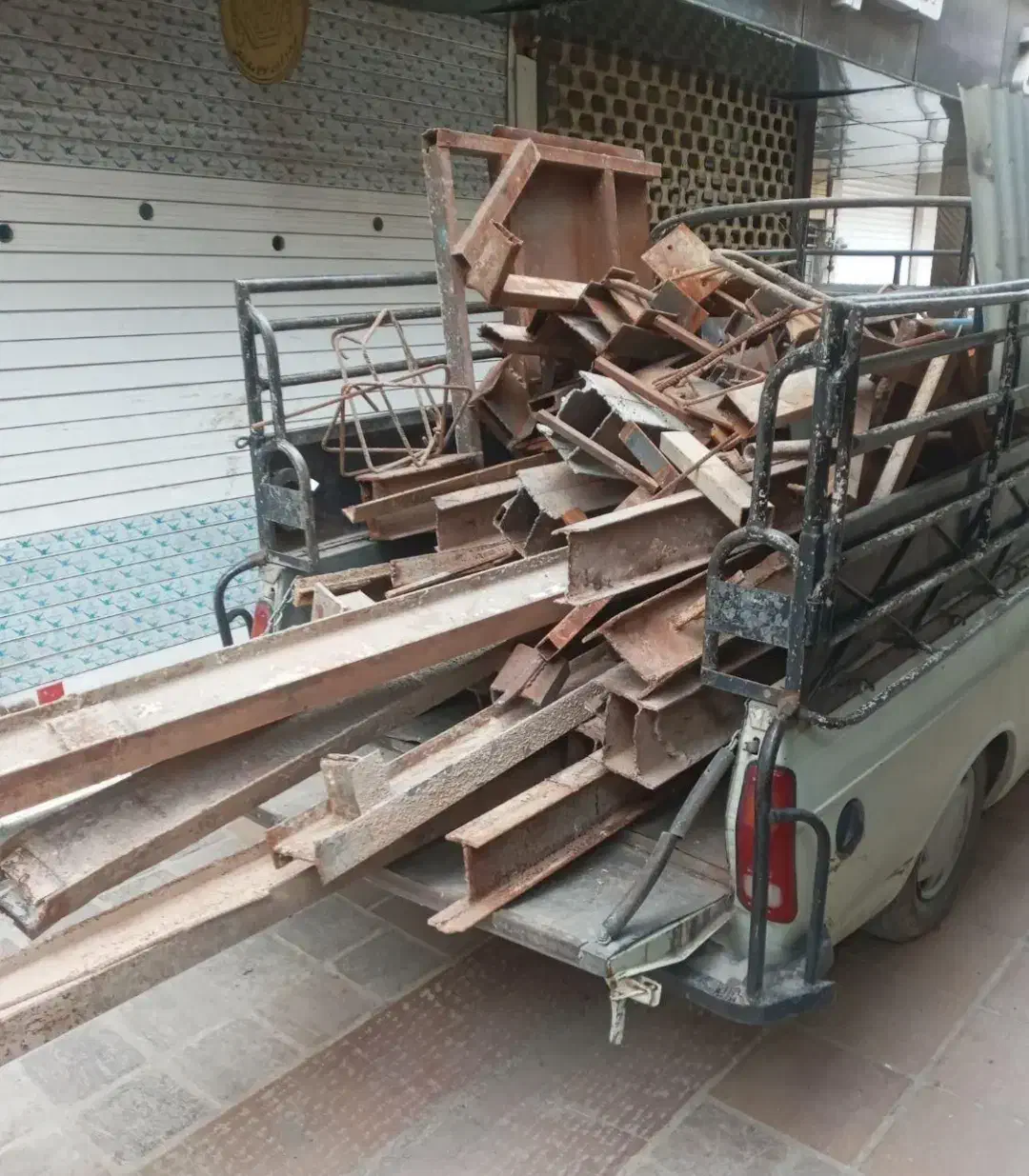 ضایعات آهن پلاستیک کارتن دفتر نایلون و...|عمده‌فروشی|شیراز, بازار|دیوار