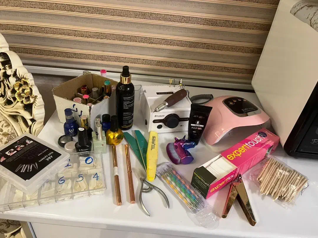 لوازم کاشت ناخن|آرایشی، بهداشتی، درمانی|تبریز, |دیوار