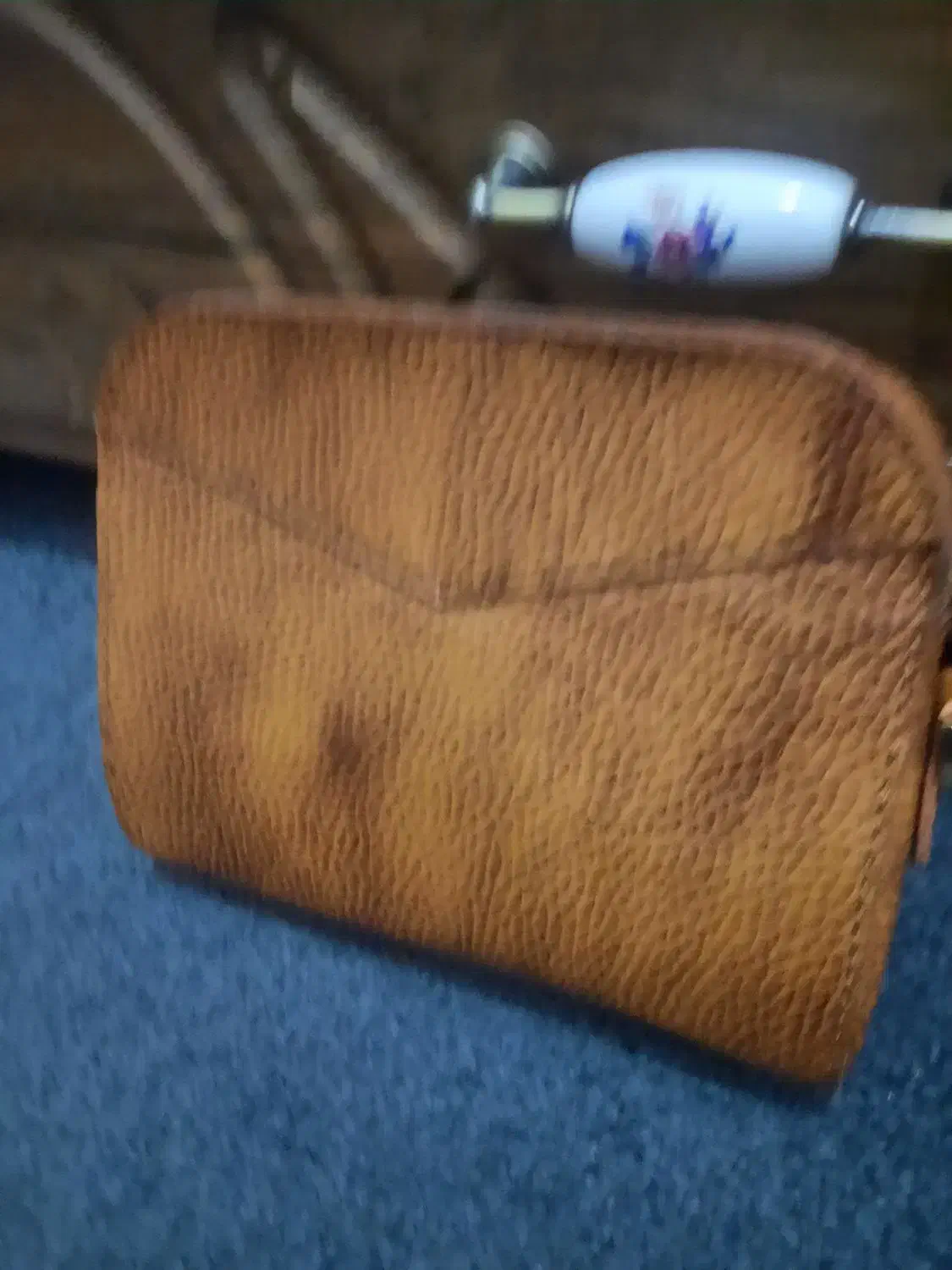 چرم محمد|کیف، کفش، کمربند|قم, آلوچو|دیوار