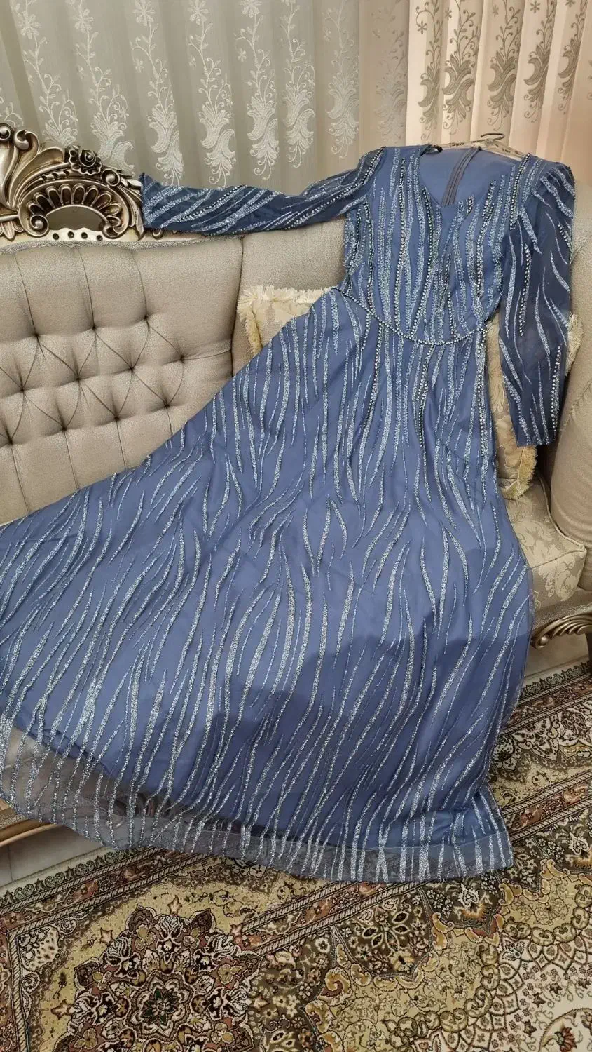 لباس مجلسی|لباس|سلماس, |دیوار