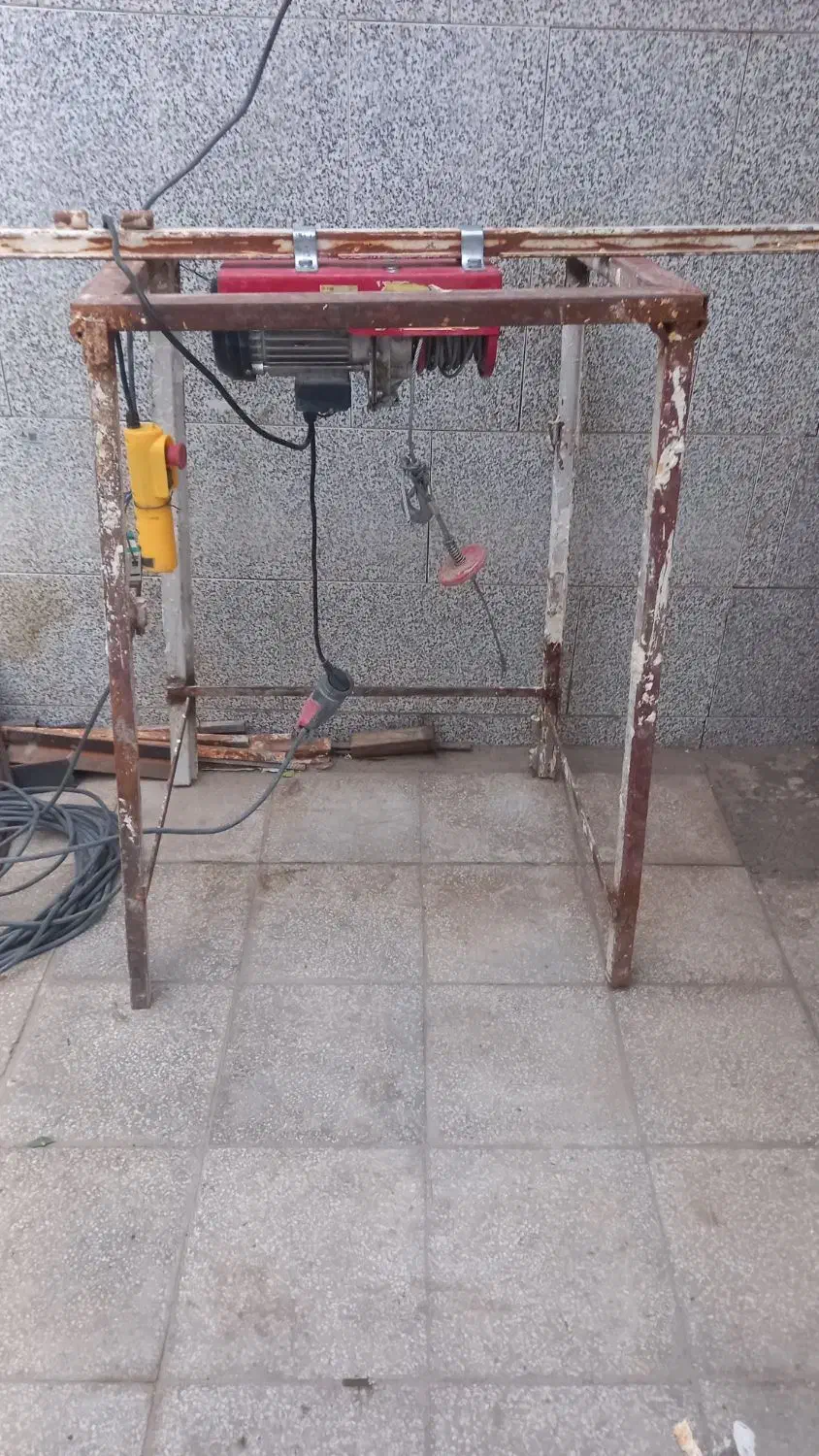 چرخ چاه برقی|ابزارآلات|یزد, |دیوار