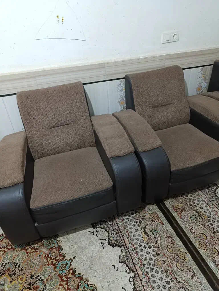 یک دست مبل 7نفره|مبلمان خانگی و میز عسلی|شوشتر, |دیوار
