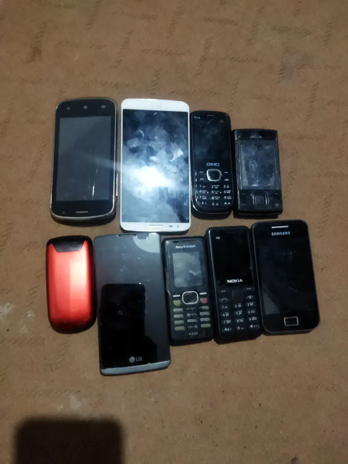 تعدادی گوشی|موبایل|مزرعه کتول, |دیوار