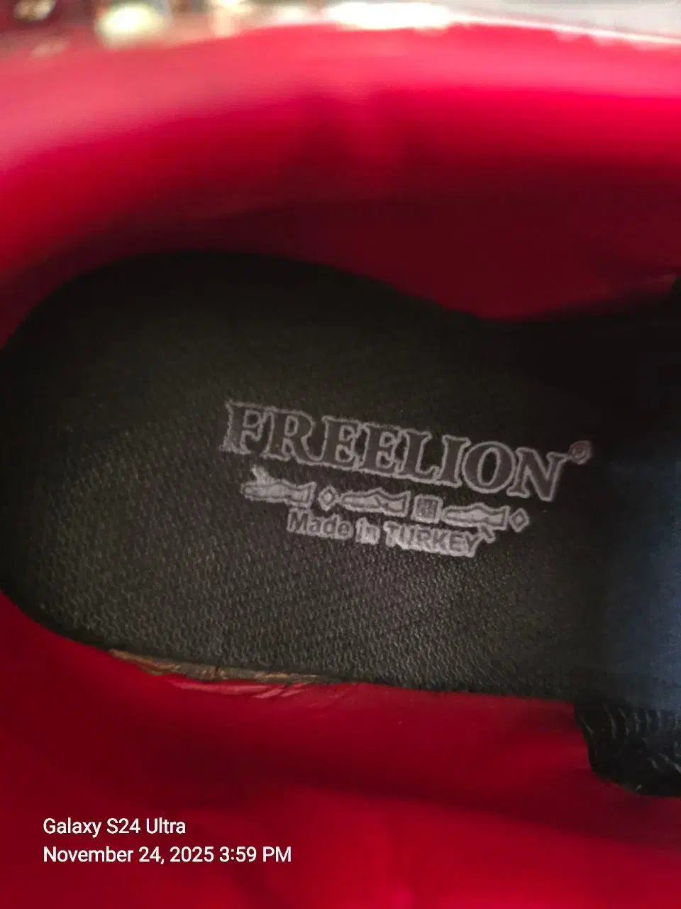 کفش فوتبال چمنی اصل|تجهیزات ورزشی|ارومیه, |دیوار