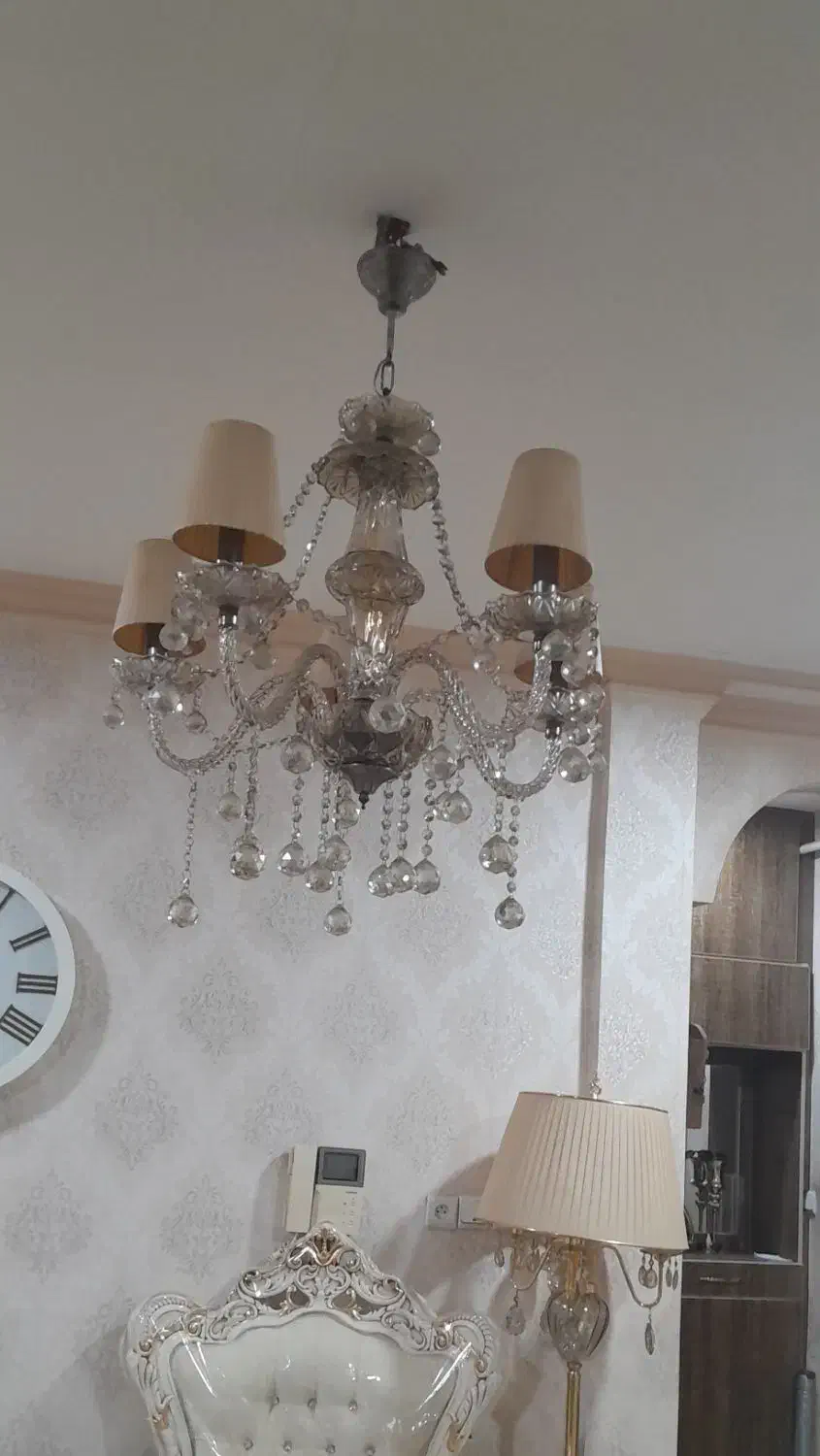 لوستر کریستالی|لوستر و چراغ آویز|اهواز, کوروش|دیوار