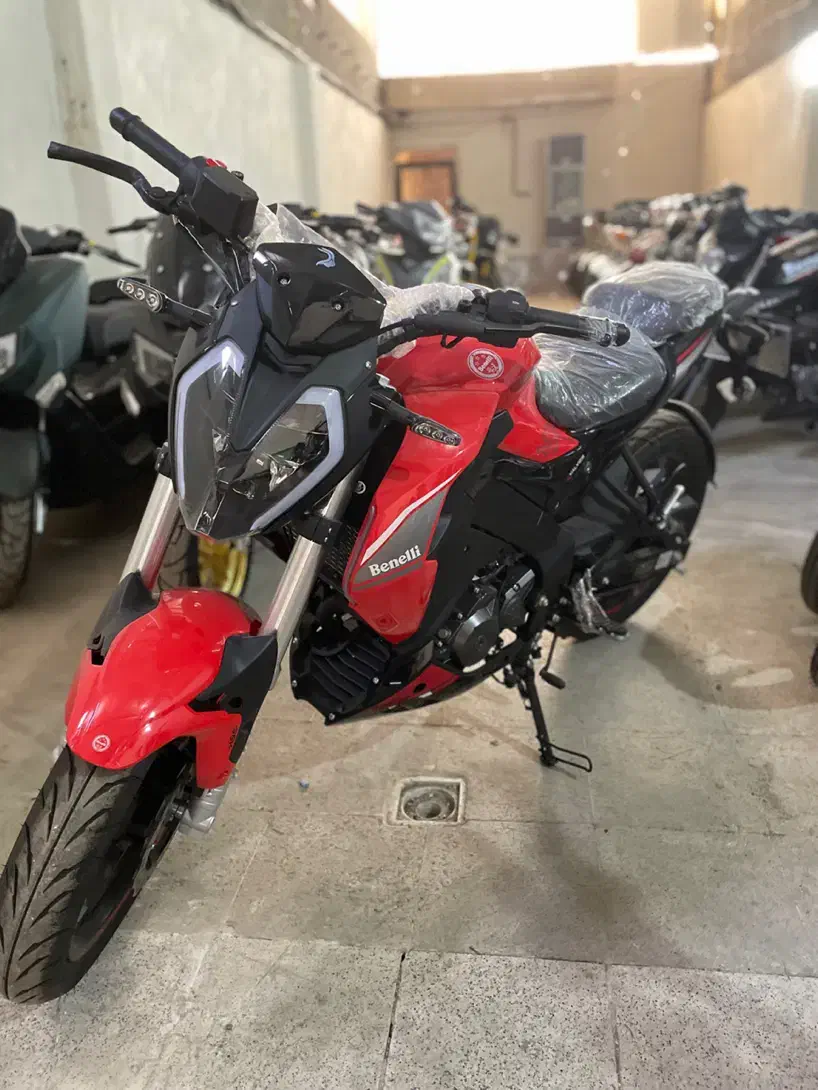 بنلی ۱۸۰ s (( نیما موتور ))|موتورسیکلت|مشهد, چهارچشمه|دیوار