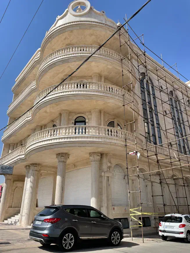 اجاره مغازه ۷۲۰متری بر اصلی بلوار جانباز/دو نبش|اجارهٔ مغازه و غرفه|یزد, |دیوار