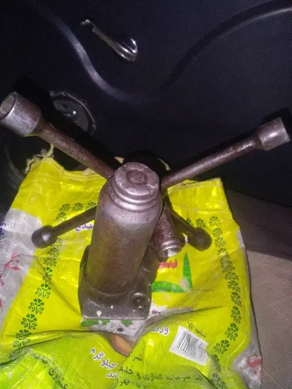 لوازم خودرو|قطعات یدکی و لوازم جانبی|ورامین, ریحان آباد|دیوار