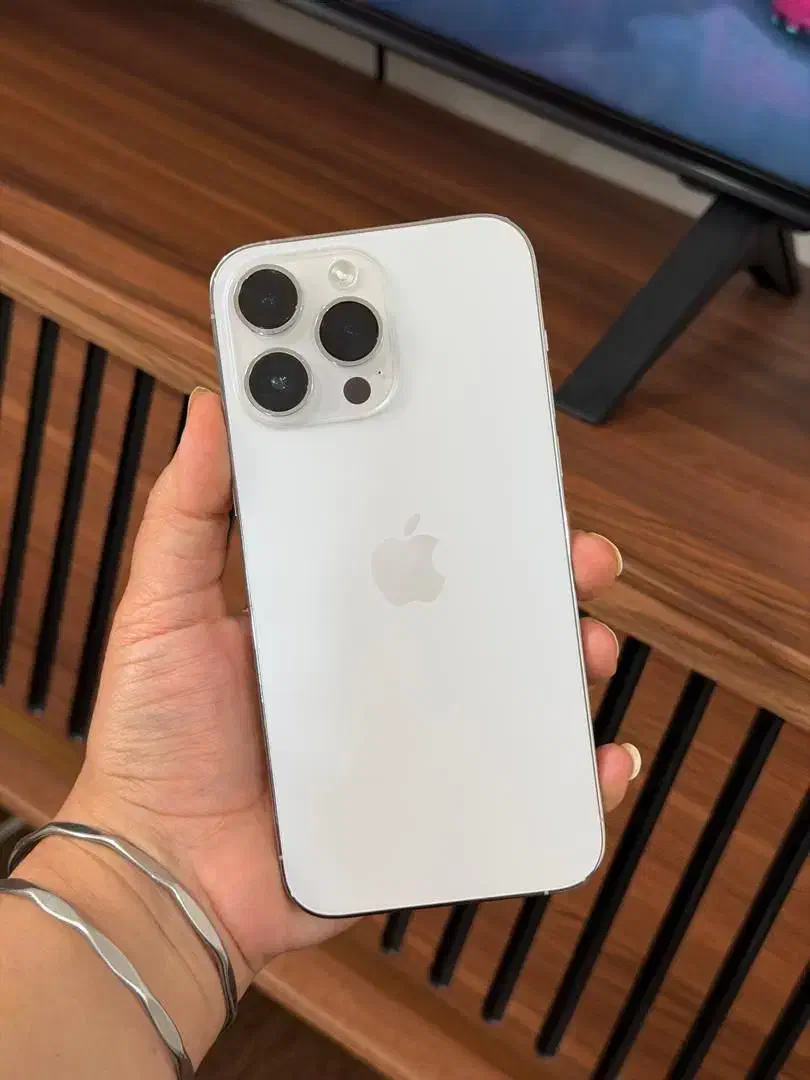 آیفون ۱۴ پرومکس|موبایل|صدرا-فارس, فاز ۱|دیوار