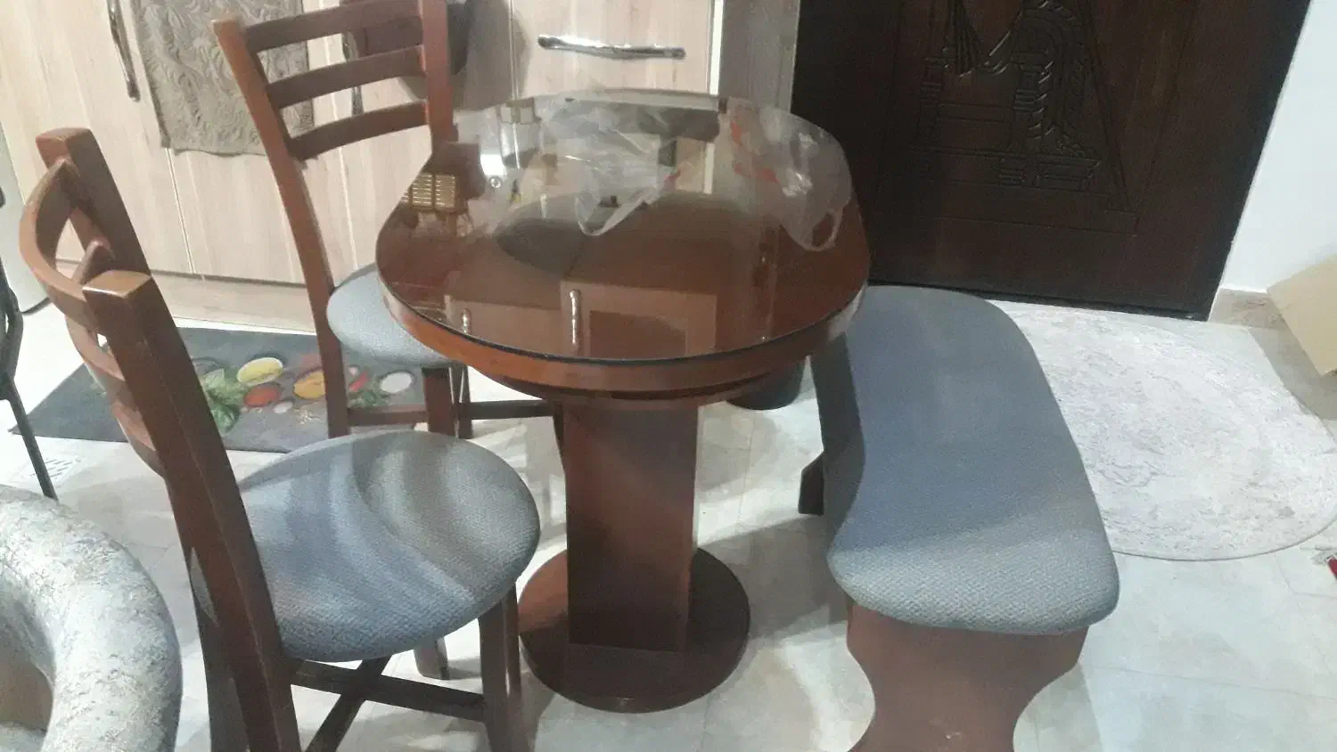 میز ناهارخور (نهارخوری) ۴ نفره کمجا در حد نو|میز و صندلی غذاخوری|قائمشهر, |دیوار