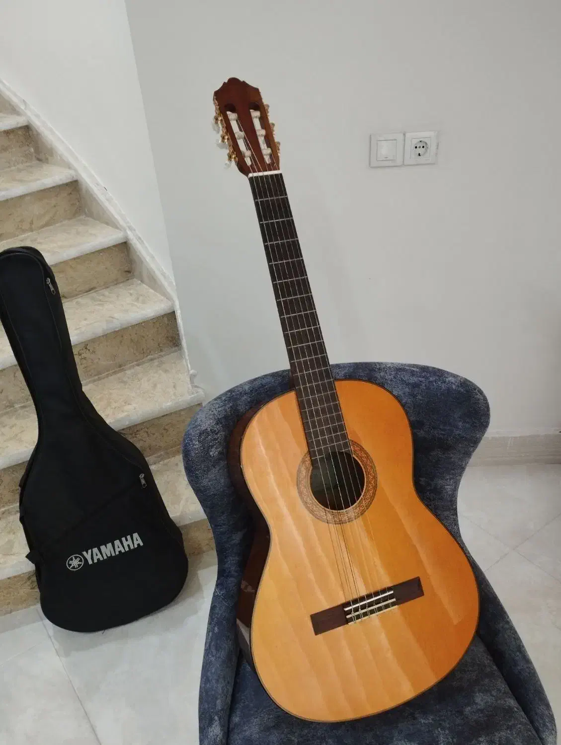 گیتار یاماها C70|گیتار، بیس، امپلیفایر|قائمشهر, |دیوار