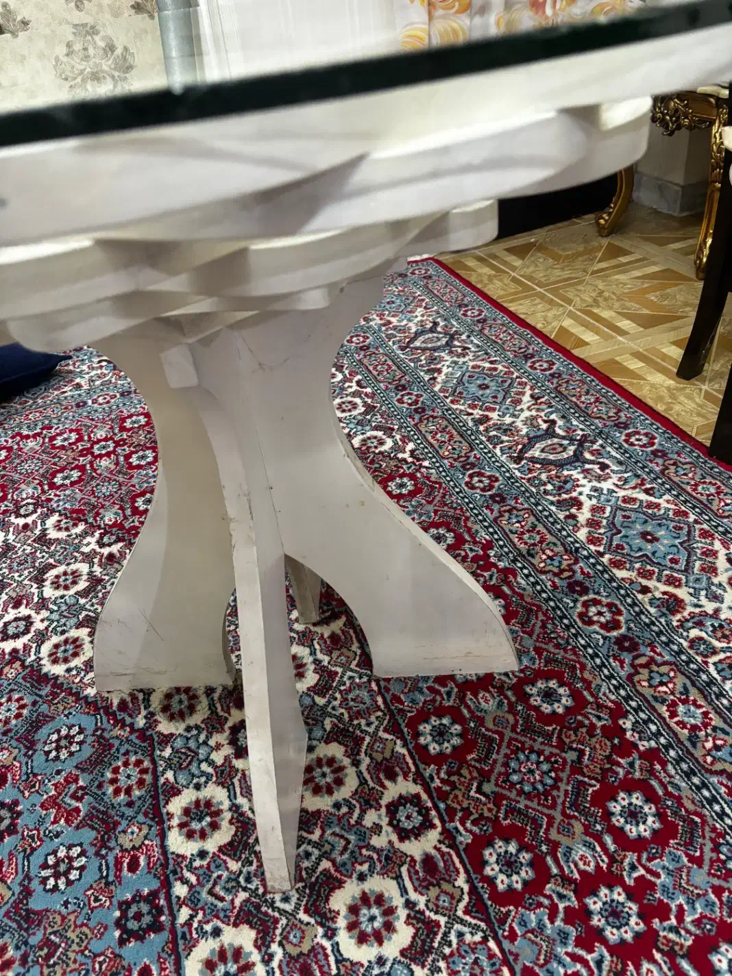 میز ناهارخوری فروش فوری|میز و صندلی غذاخوری|رشت, منظریه|دیوار