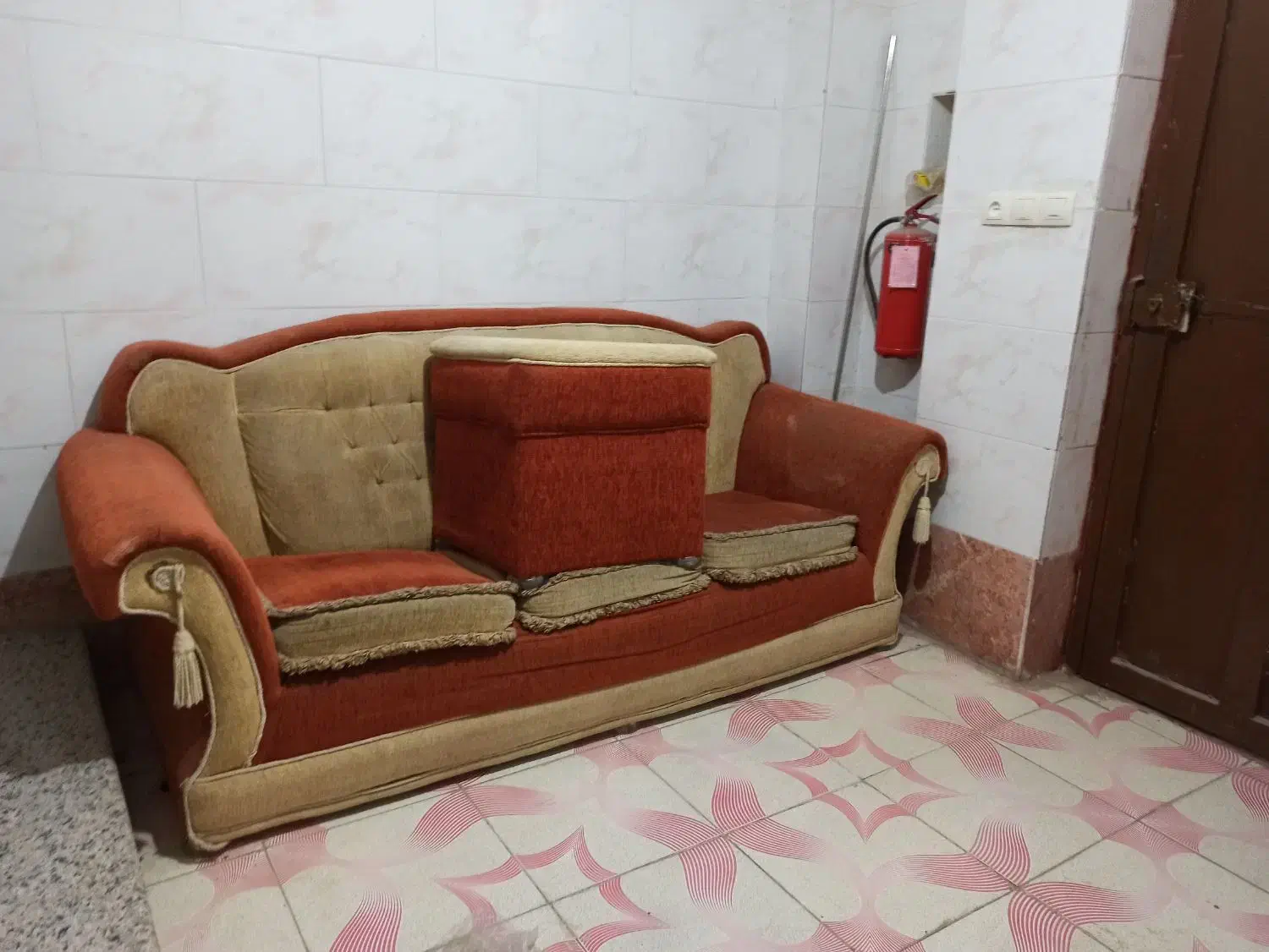 مبل سه نفره|مبلمان خانگی و میز عسلی|بندرعباس, |دیوار