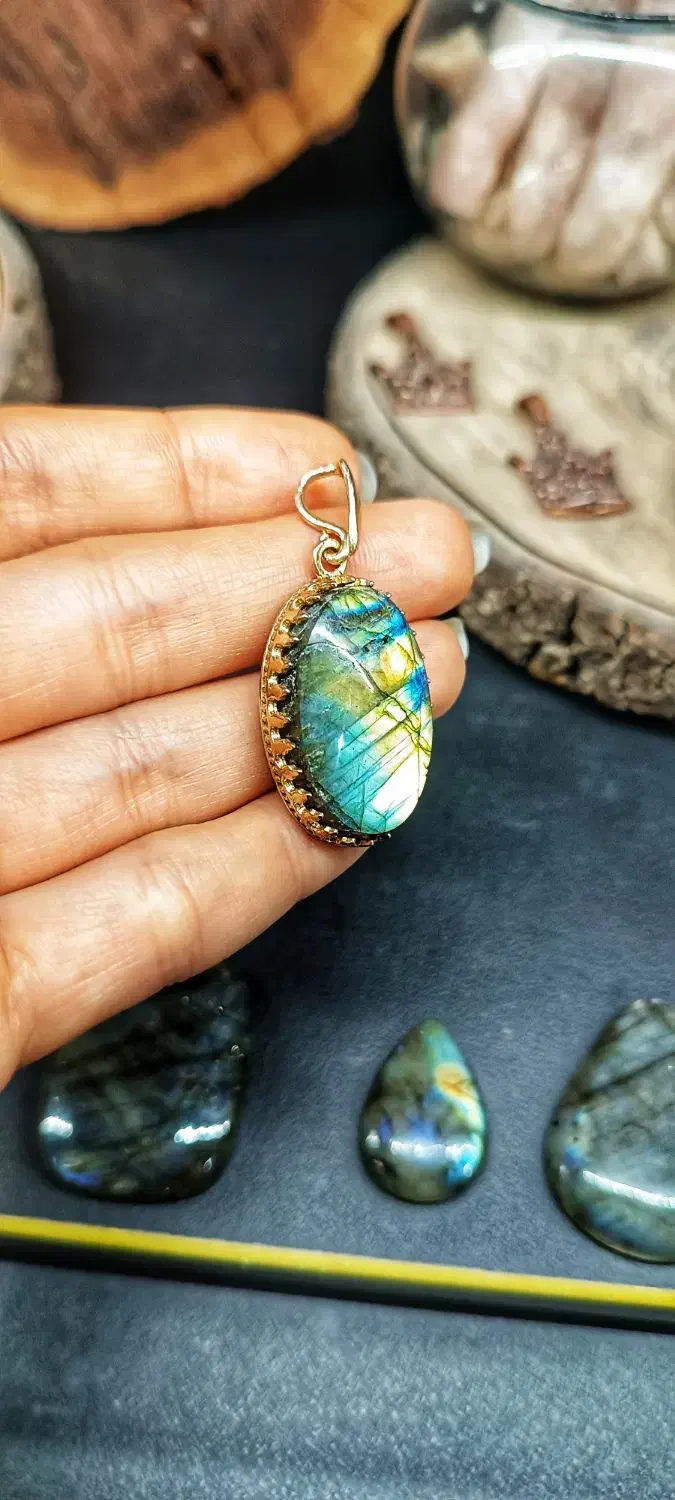 پلاک سنگی|بدلیجات|لاهیجان, شیشه گران|دیوار