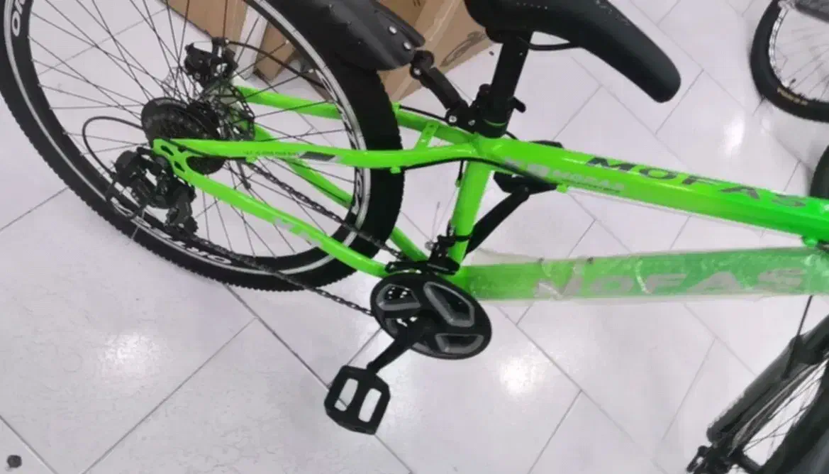 دوچزخه 26 حرفه ای|دوچرخه، اسکیت، اسکوتر|شیراز, شیشه‌گری|دیوار