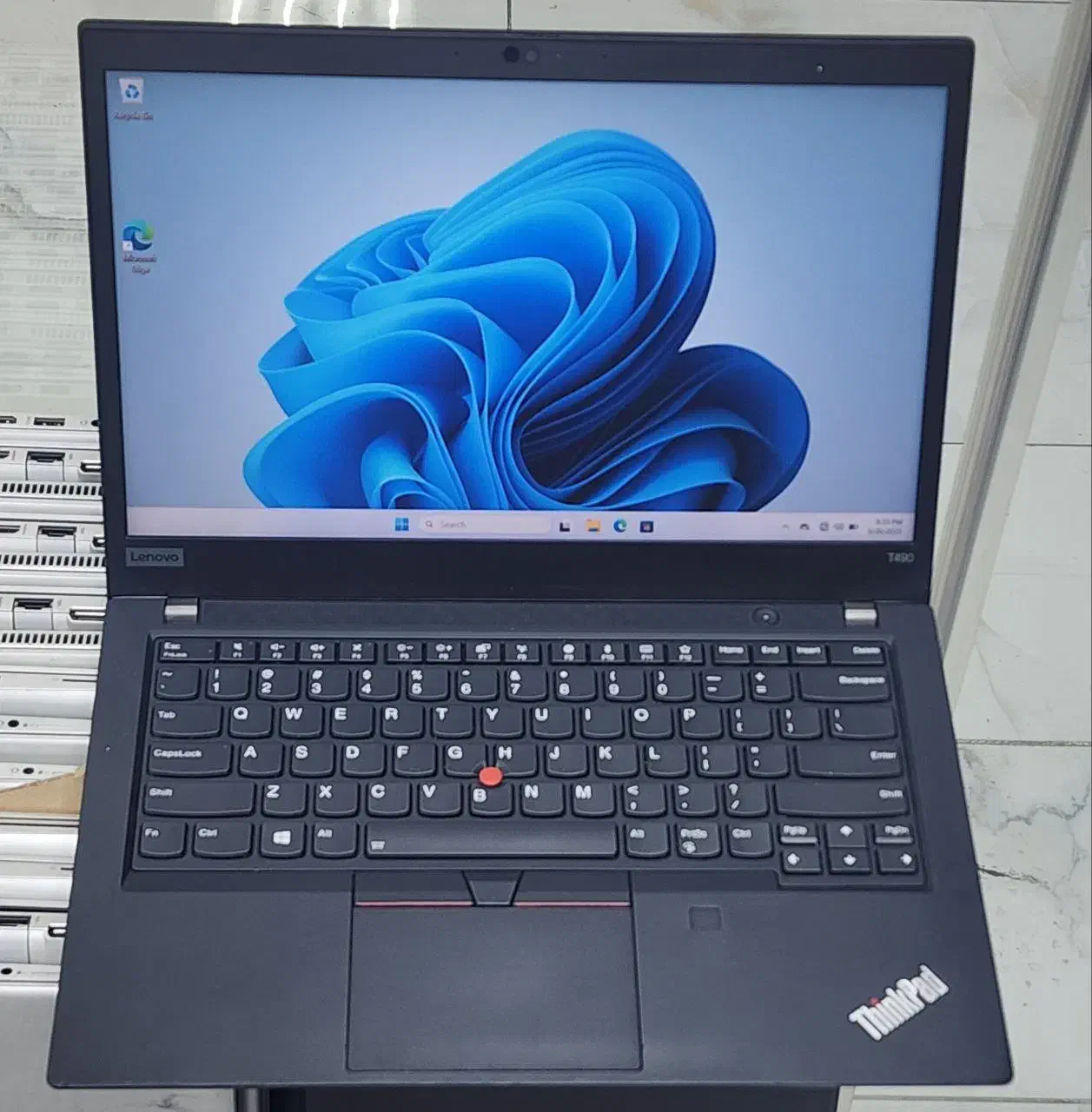 ThinkPad T490 لنوو ، لپ‌تاپ استوک سالم و قدرتمند|رایانه همراه|قم, صفائیه|دیوار