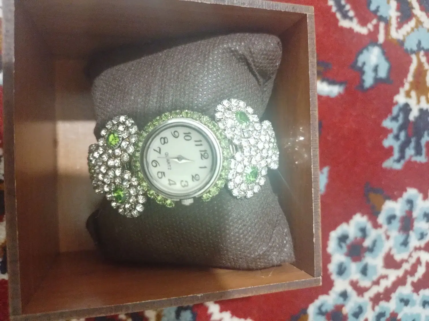 ساعت|ساعت|همدان, |دیوار