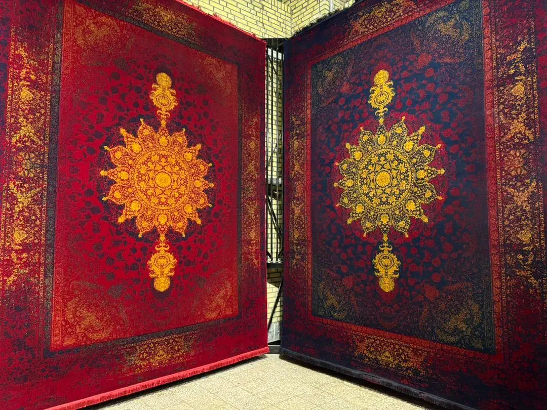 قرمز ۷۰۰شانه اصل ۲در۳ اکبندصفر داخل کاور۸تخته|فرش|اردبیل, |دیوار