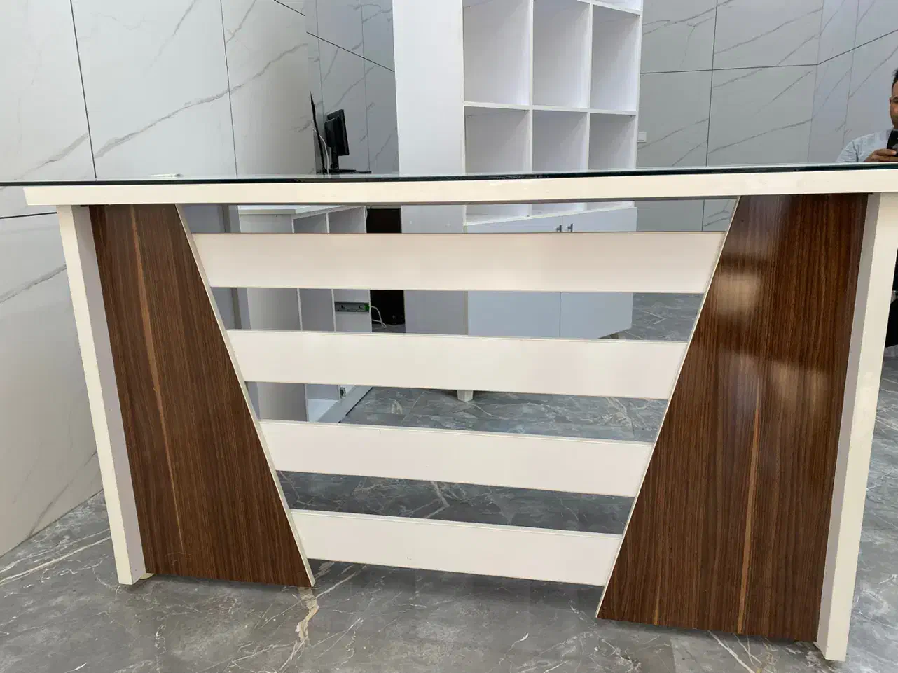 میز اداری|مبلمان اداری|گنبد کاووس, |دیوار