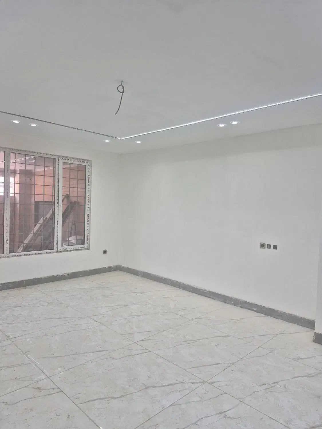 فروش واحد ۱۲۰ متری  ایثار ۳ بهترین لوکیشن|فروش آپارتمان|بندر کنگان, |دیوار