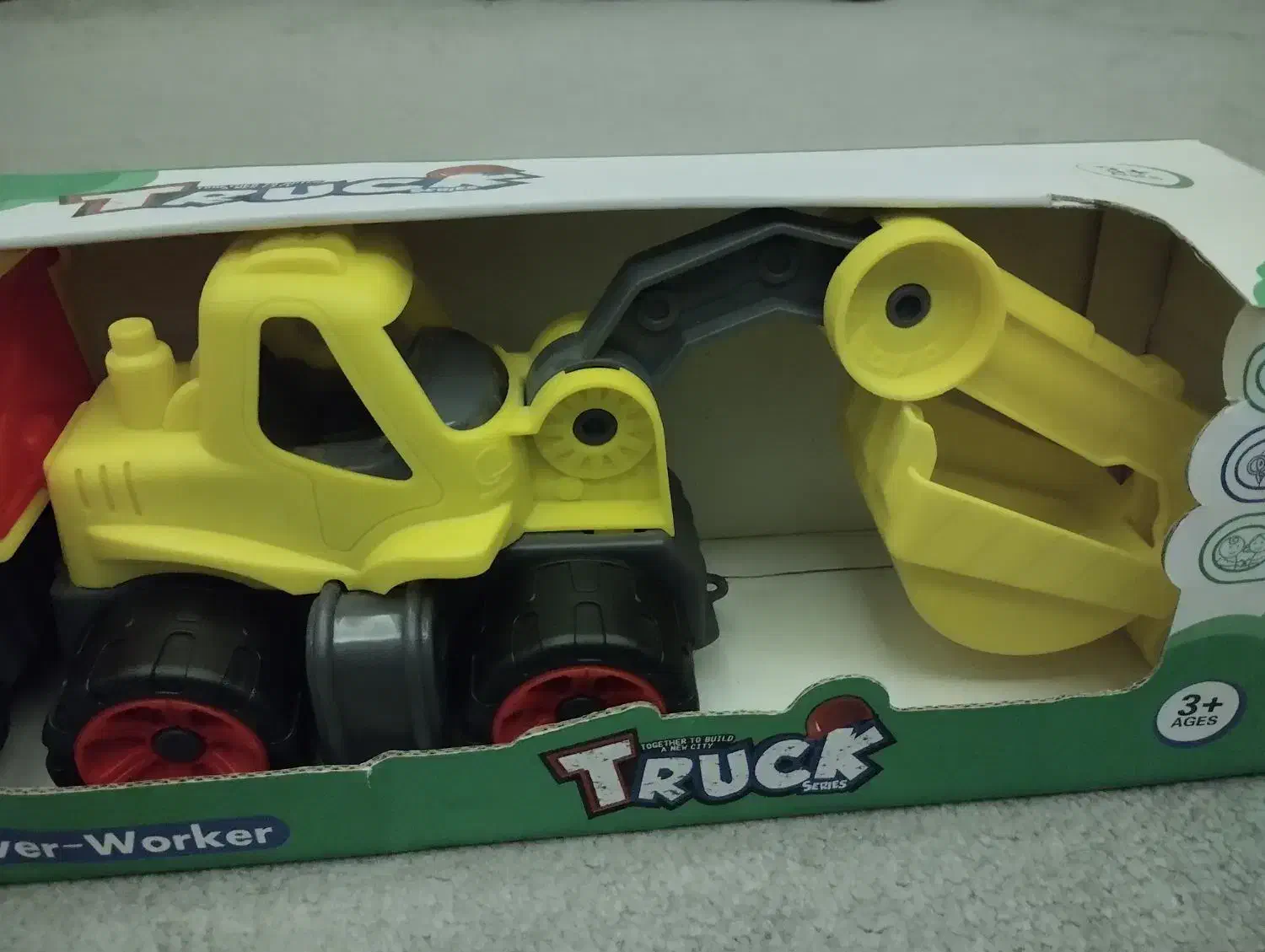 ماشین اسباب بازی نو نشکن|اسباب‌‌بازی|مشهد, فارغ التحصیلان|دیوار