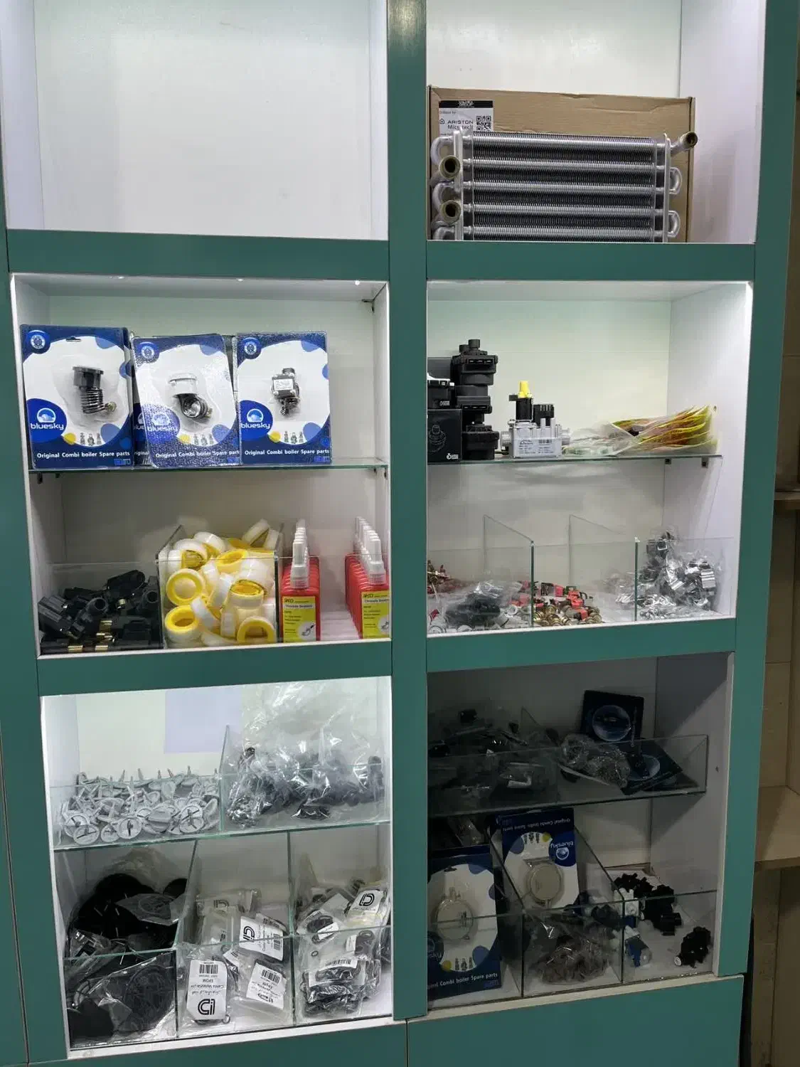 تعمیر و سرویس انواع پکیج دیواری و تصفیه اب|خدمات پیشه و مهارت|یزد, |دیوار