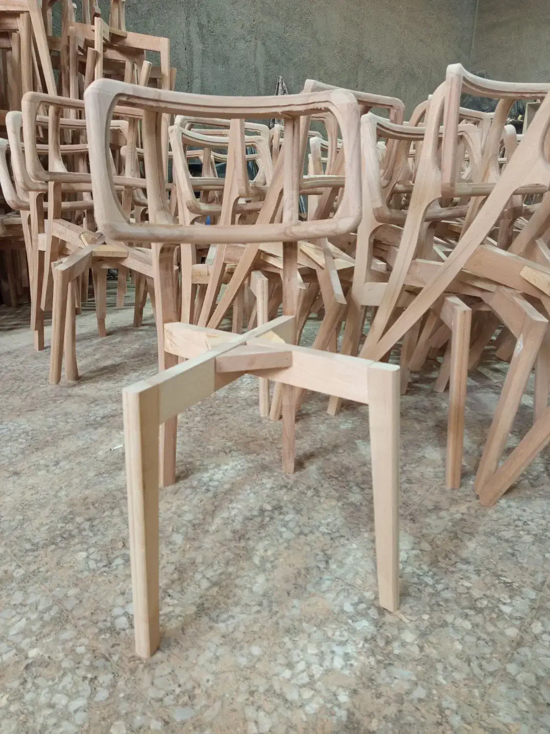 کارگر نجار|استخدام صنعتی، فنی، مهندسی|قنوات, |دیوار