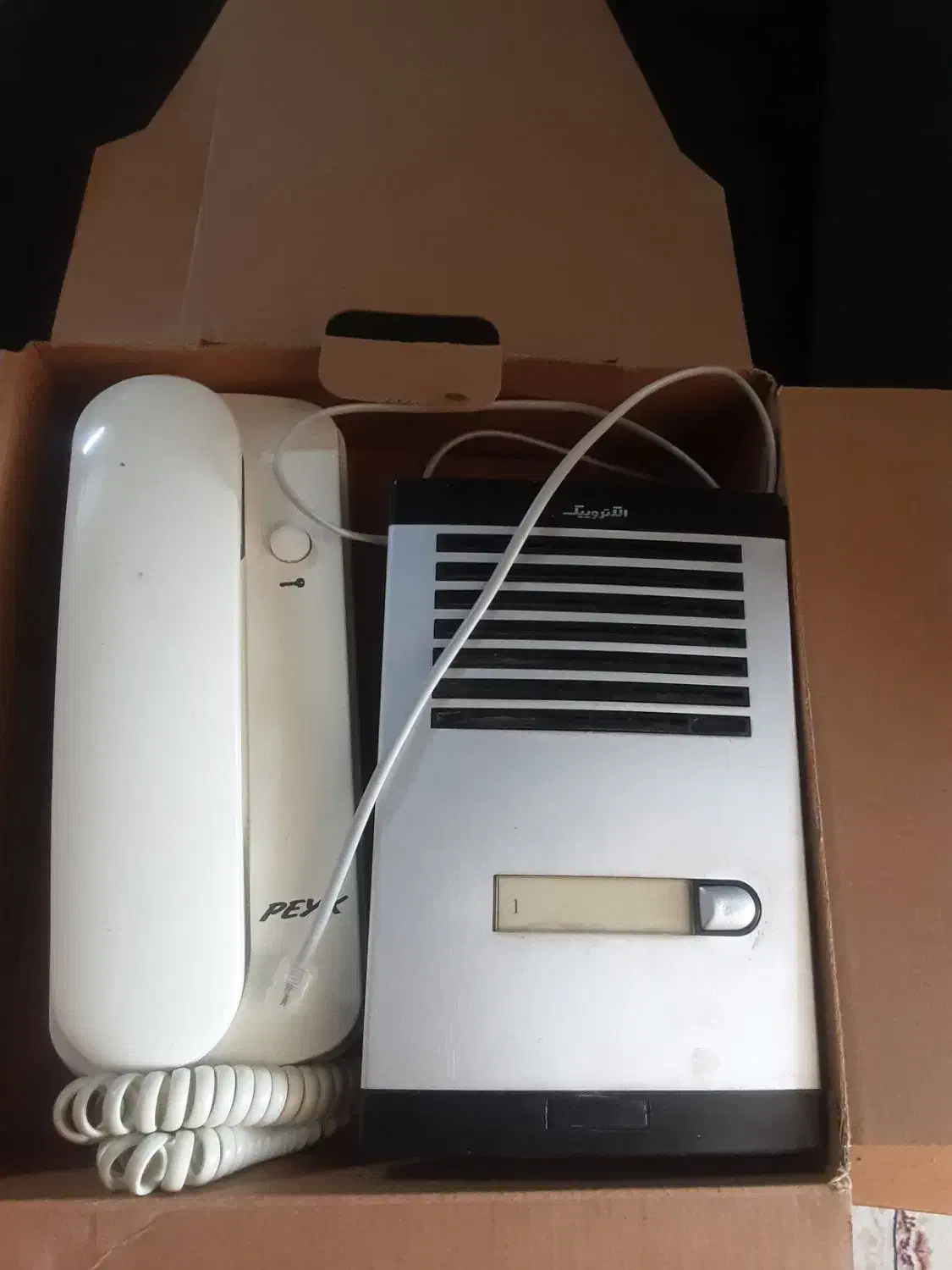 آیفون صوتی و ساده|صوتی و تصویری|شاهین‌شهر, پارک بانک استان|دیوار