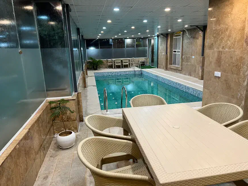 اجاره روزانه باغ ویلا استخرآب گرم شیراز|اجارهٔ کوتاهمدت ویلا و باغ|شیراز, کرونی(خاتونک)|دیوار