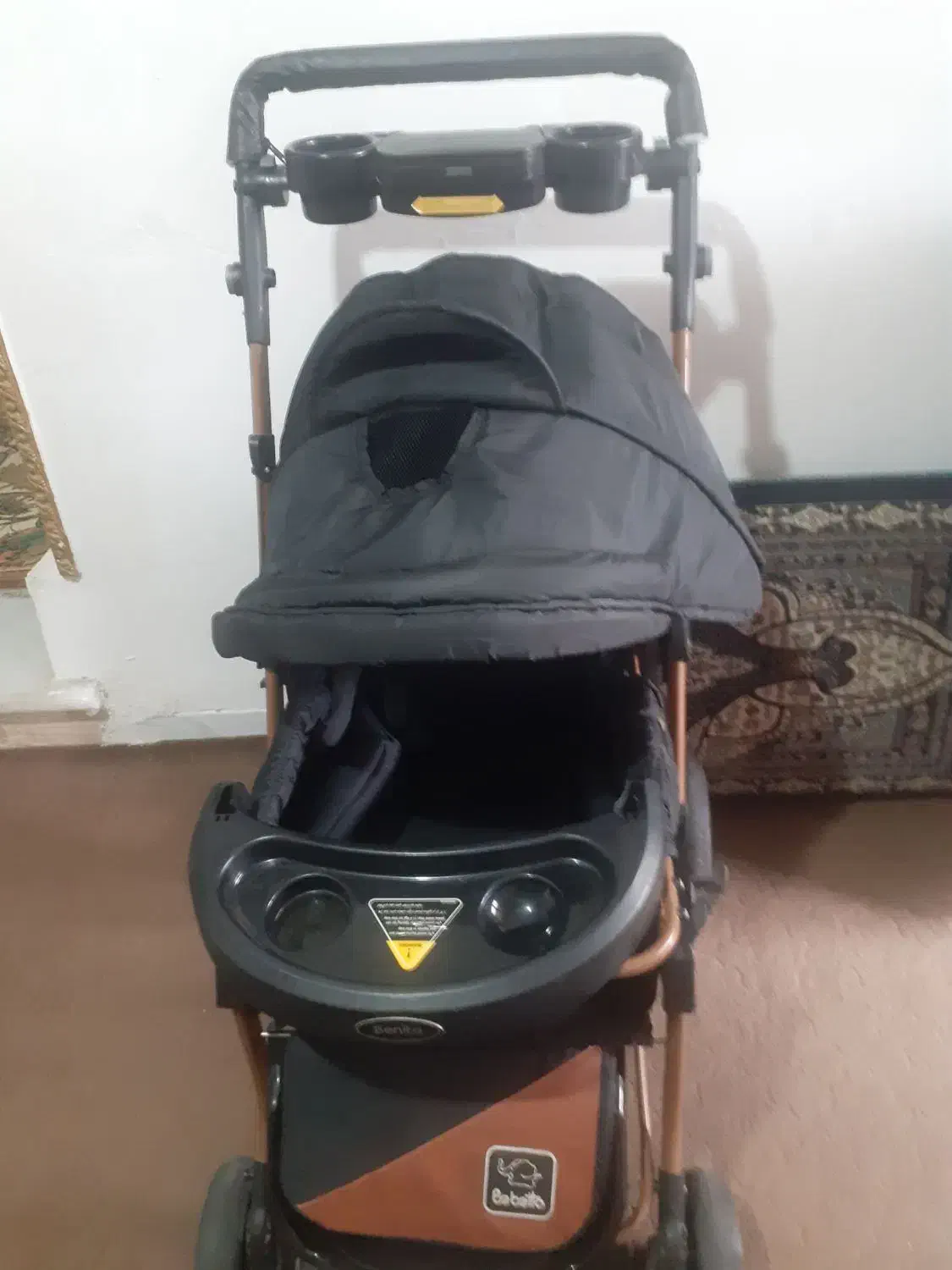 یک عدد کالسکه در حد نو بفروش میرسد|کالسکه و لوازم جانبی|رشت, جانبازان|دیوار