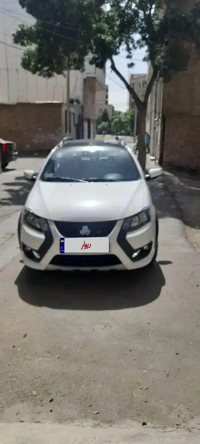 کویک r ۴۰۲ بی رنگ تمیز|خودرو سواری و وانت|کرج, شهرک بنفشه|دیوار