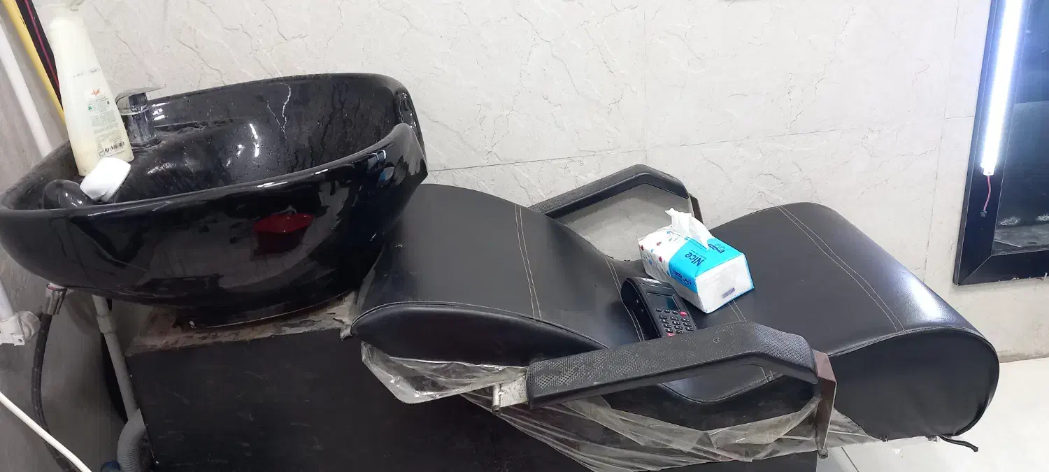 صندلی سرشور در حد نو|آرایشگاه و سالنهای زیبایی|مینودشت, |دیوار