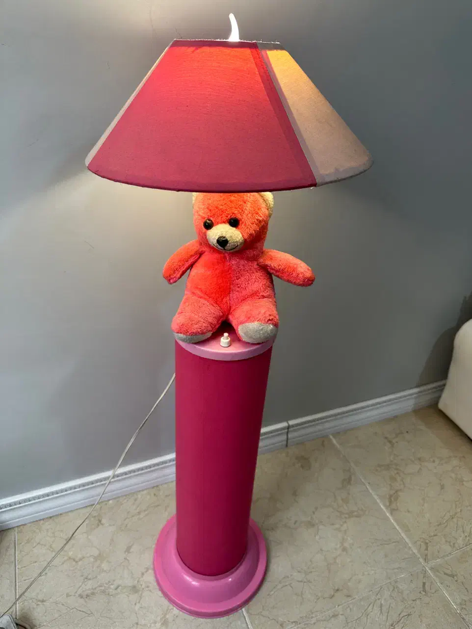 کاناپه کیتی و آباژور|تخت و صندلی بچه|قدس, شهر‌قدس|دیوار